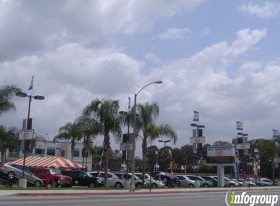 Sus Amigos Auto Center - El Monte, CA