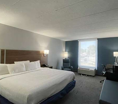 USA Inn & Suites - Springfield, OH