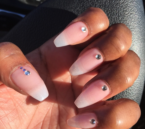 Candler Nails - Decatur, GA