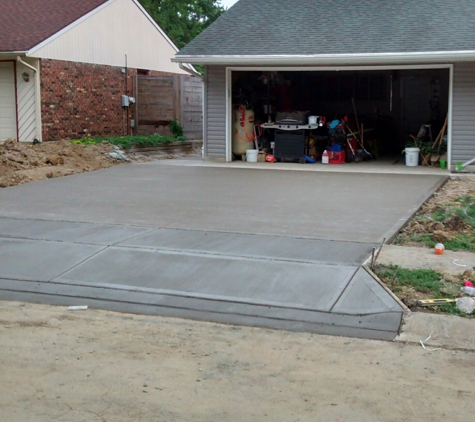 Bearclaw Concrete. New driveway in Springboro, OH