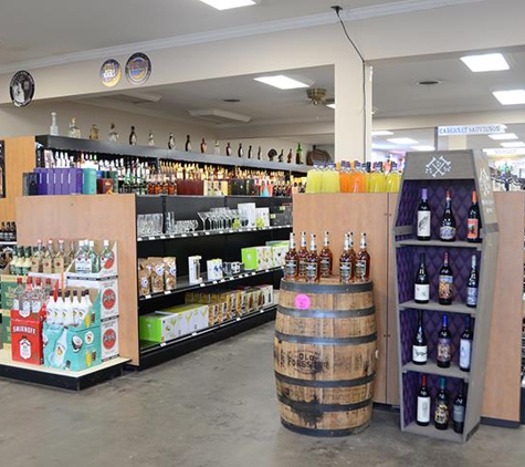 Cellar Door Wine & Spirits - Murray - Murray, KY