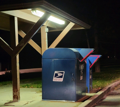 United States Postal Service - Woodstock, IL