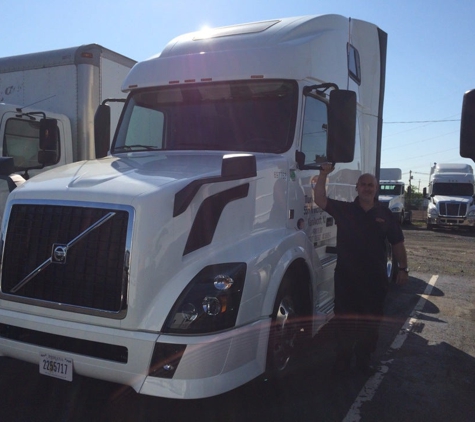 Penske Truck Rental - Linden, NJ