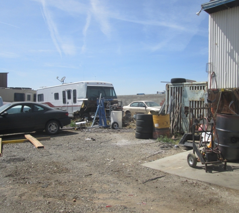 AA-2 Auto Salvage - Lancaster, CA. We buy junk cars in Lancaster CA