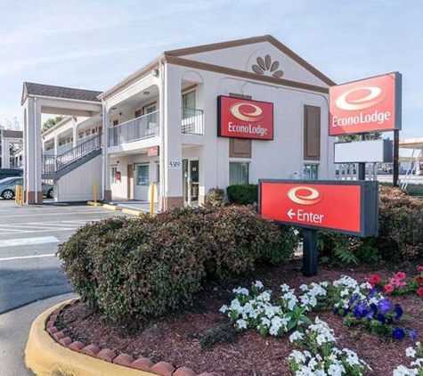 Econo Lodge - Fredericksburg, VA