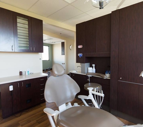 Lake Elsinore Dentistry - Lake Elsinore, CA