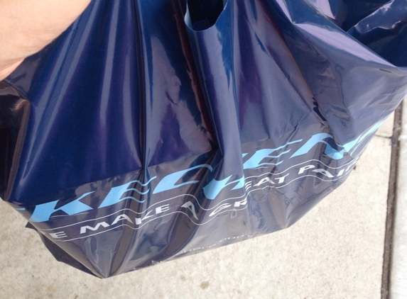 SKECHERS Factory Outlet - Rehoboth Beach, DE