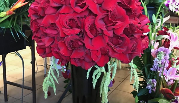 Tina's Flowers and Gifts - Woodland Hills, CA