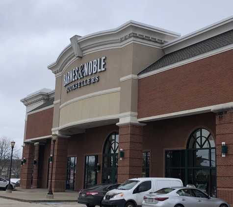 Barnes & Noble Booksellers - Akron, OH