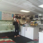 Lori's Deli & Bakeshop