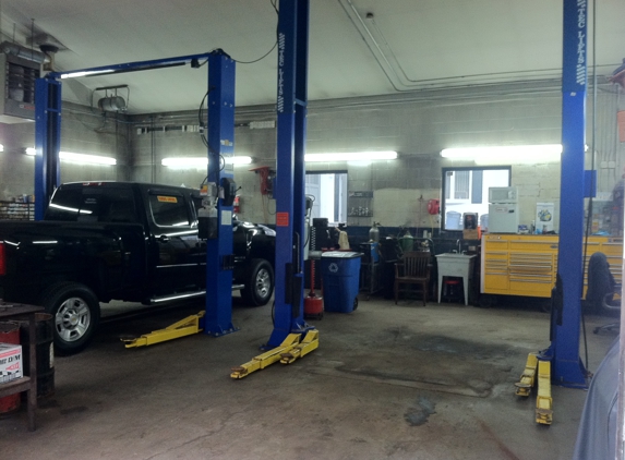 Steve's Auto Works - Merrimac, MA