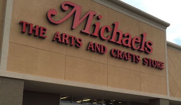 Michaels - The Arts & Crafts Store - Hiram, GA. Entrance