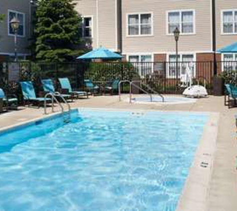 Residence Inn Chicago Waukegan/Gurnee - Waukegan, IL