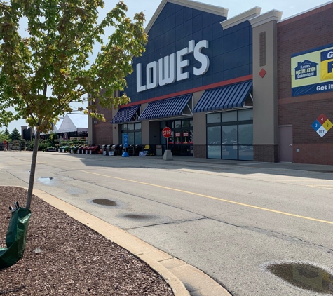 Lowe's Home Improvement - Kenosha, WI