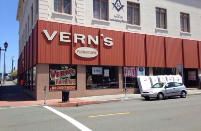 Vern S Used Furniture Store 532 5th St Eureka Ca 95501 Closed
