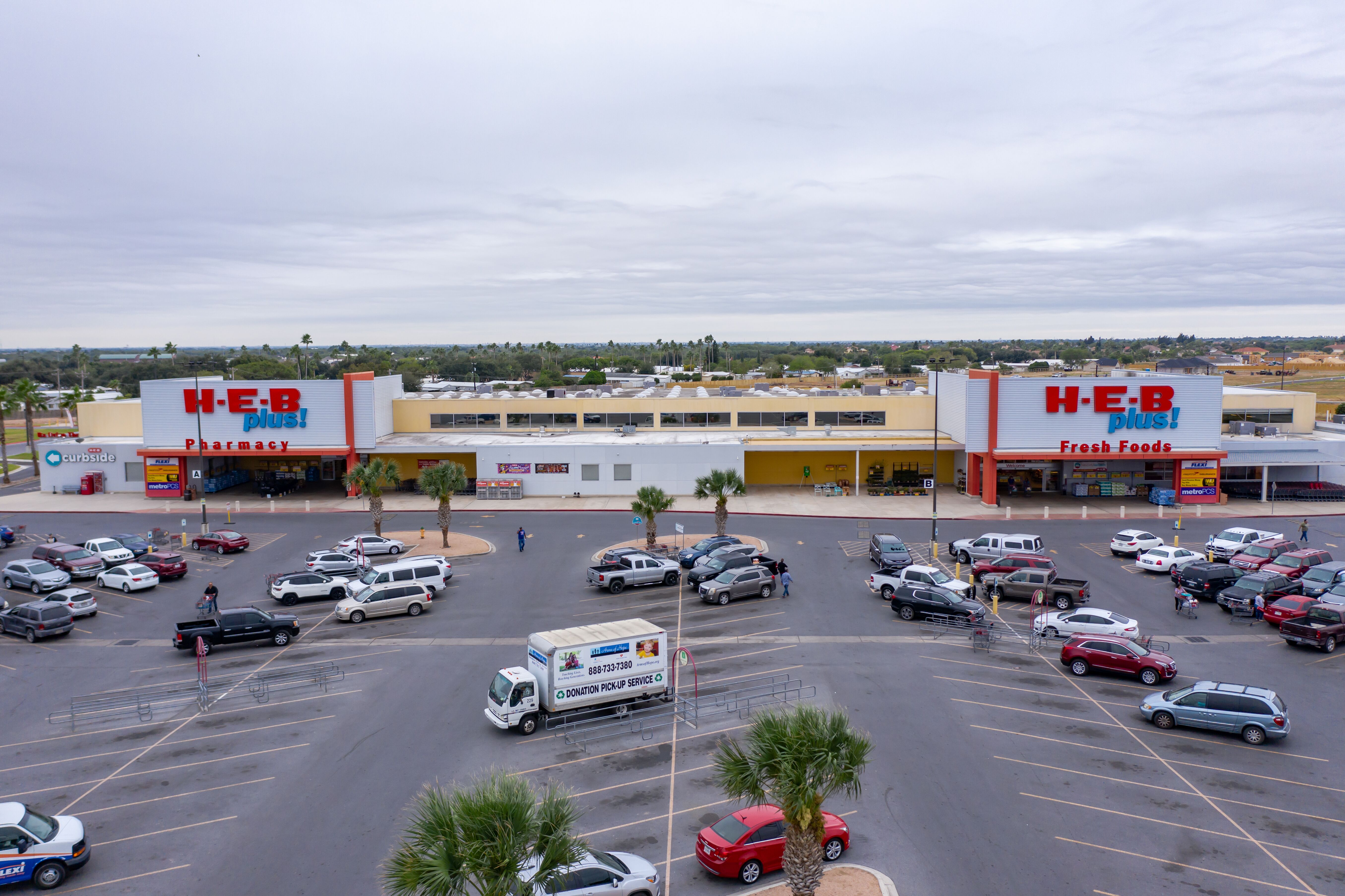 h-e-b-plus-1300-s-cage-blvd-pharr-tx-78577-yp