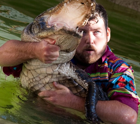 FAWC: Freestyle Alligator Wrestling Competition - Hollywood, FL