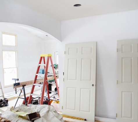 Pay-Less Improvements LLC - Tampa, FL. Paint