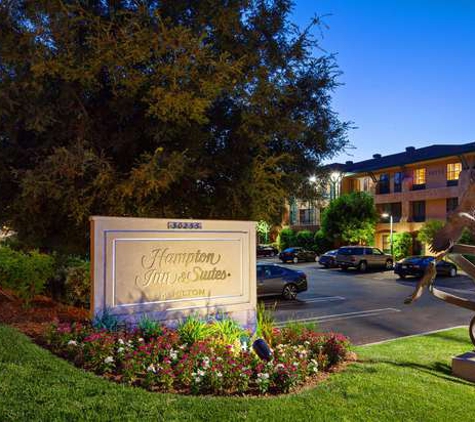 Hampton Inn & Suites Agoura Hills - Agoura Hills, CA