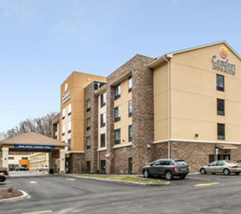 Comfort Inn & Suites - Pittsburgh, PA