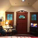 Angels Lodge Above the Creek - Bed & Breakfast & Inns