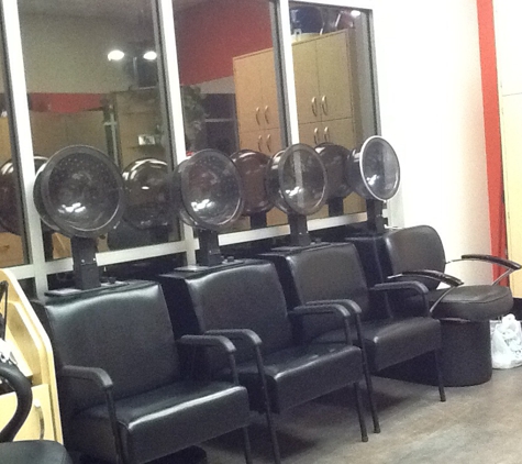 Diverse Hair Studio 1 - Edmond, OK