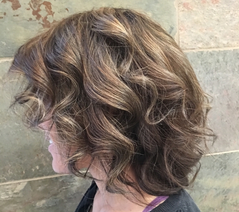 Aura Hair Studio - Artesia, CA