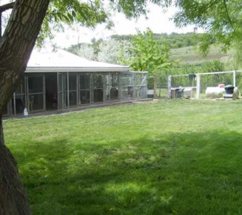 North Pole Kennels - Ashland, OR