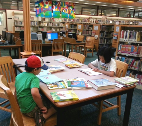 Pleasanton Public Library - Pleasanton, CA