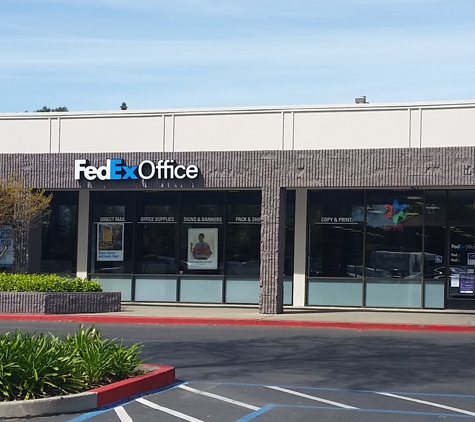 FedEx Office Print & Ship Center - Stockton, CA