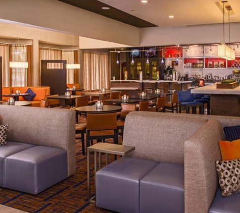 Courtyard by Marriott - Richmond, VA