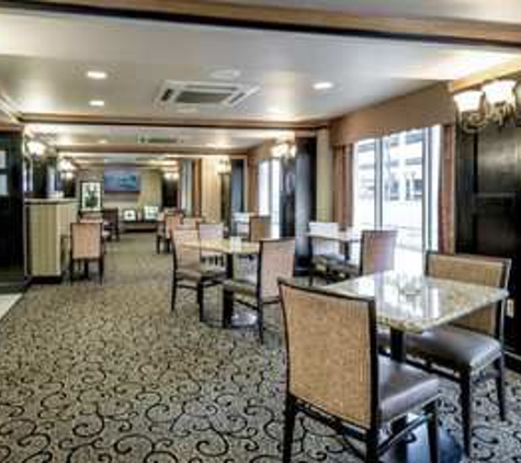 Hampton Inn & Suites Montgomery-Downtown - Montgomery, AL