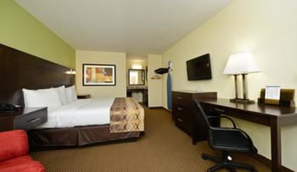 Americas Best Value Inn & Suites Lake Charles at I-210 Exit 11 - Lake Charles, LA