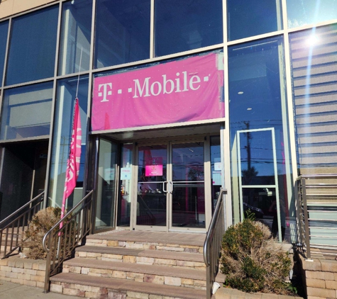 T-Mobile - Syosset, NY