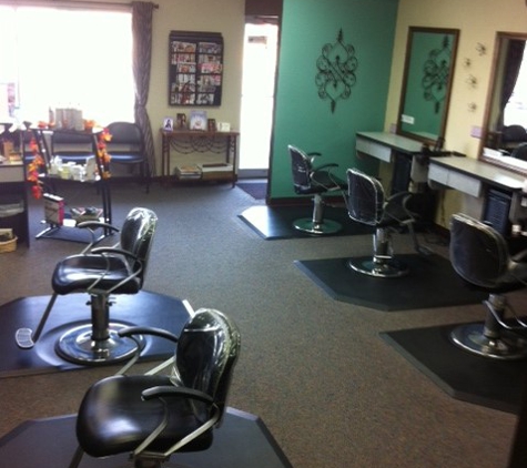 Adam & Eve Styling Salon & Wig Center - Aberdeen, SD