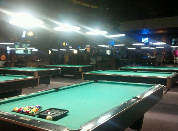 Shooters Sports Bar & Billiards - Grayslake, IL