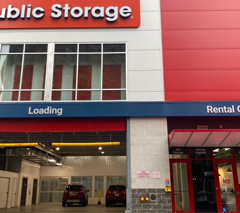 Public Storage - New York, NY