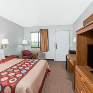 Super 8 by Wyndham Newcomerstown - Newcomerstown, OH