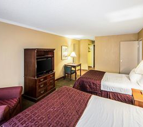 Suburban Extended Stay Hotel - Fort Wayne, IN