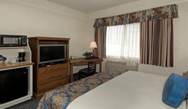 Charter Inn & Suites - Tulare, CA