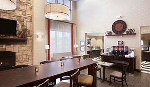 Hampton Inn & Suites Williston - Williston, ND