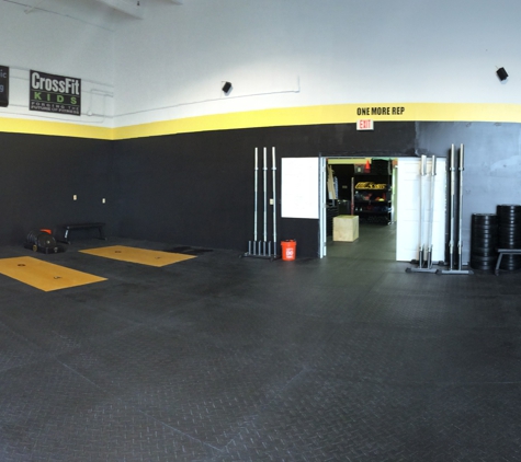 TSY CrossFit - The Steel Yard - Riviera Beach, FL