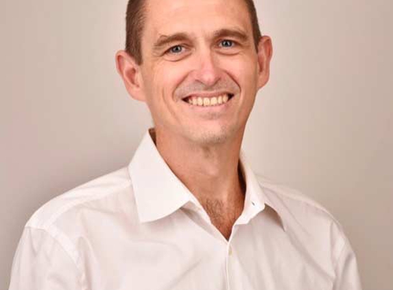 Central Coast Orthopaedics - Hamlyn Terrace, NSW. Dr Anthony Burneikis
