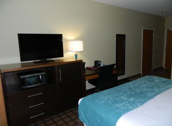 Best Western Plus Harrisburg Mechanicsburg - Enola, PA