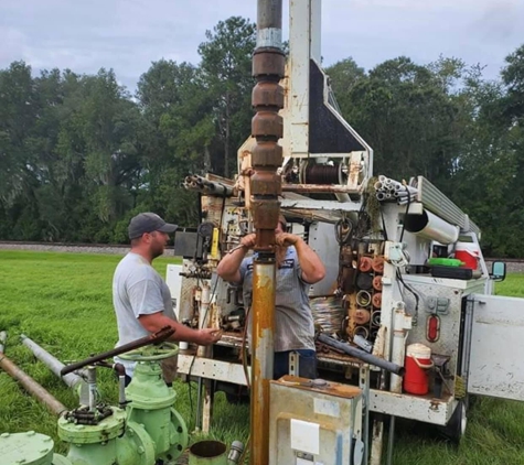 Earl's Well Drilling & Pump Service Inc. - Summerfield, FL