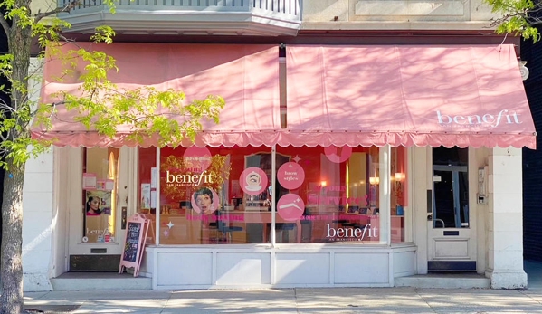 Benefit Cosmetics Boutique & BrowBar - Chicago, IL