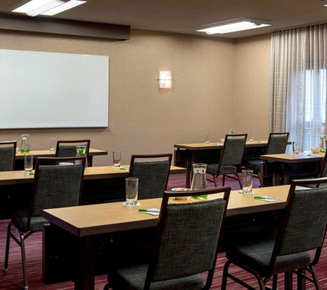 Courtyard by Marriott - Naperville, IL