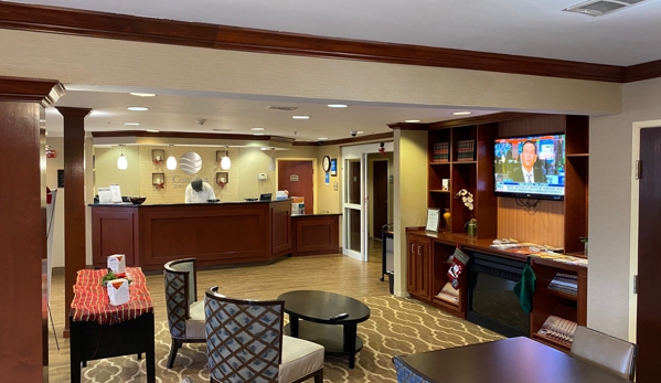 Comfort Inn & Suites Airport Dulles-Gateway - Sterling, VA