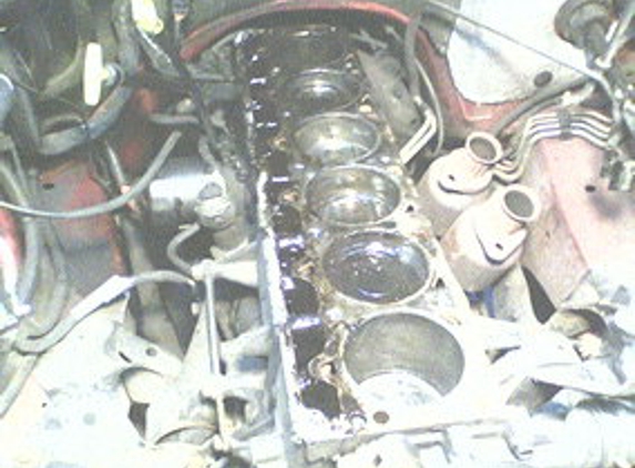 Auto repair Luis - Kissimmee, FL. GRAND CHEROKEE HEAD GASKET DONE