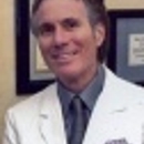 Cerceo Chris Allen DDS - Dentists